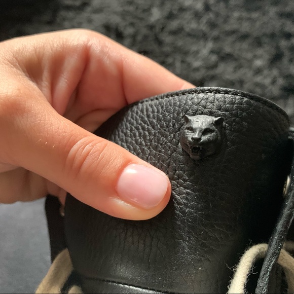 Authentic Gucci Sneakers - Picture 5 of 7